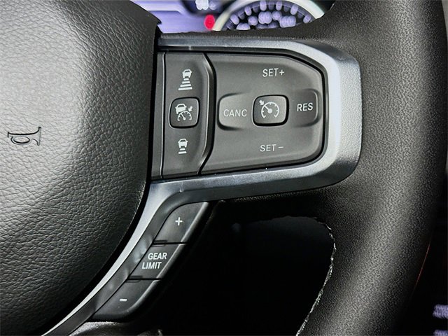 New 2026 RAM 1500 4x4 Crew Cab image 28