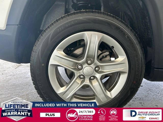 Used 2024 Jeep Compass Latitude AWD/4WD image 12