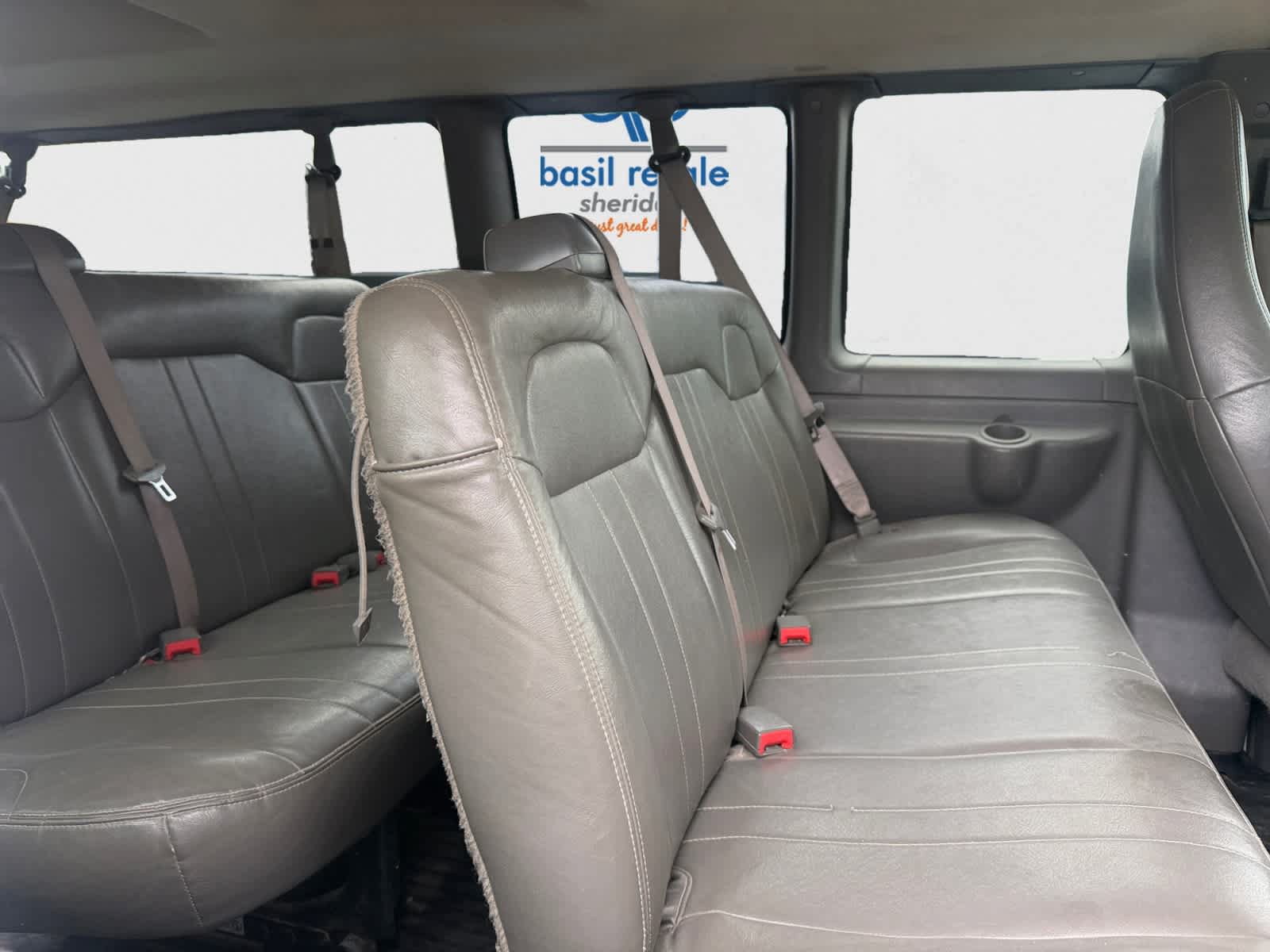 Used 2022 GMC Savana 3500 LS RWD image 10