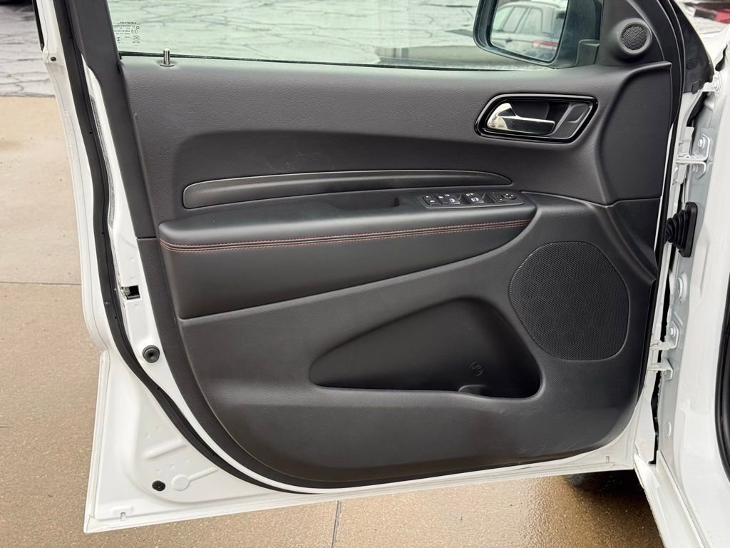 Used 2025 Dodge Durango GT image 13