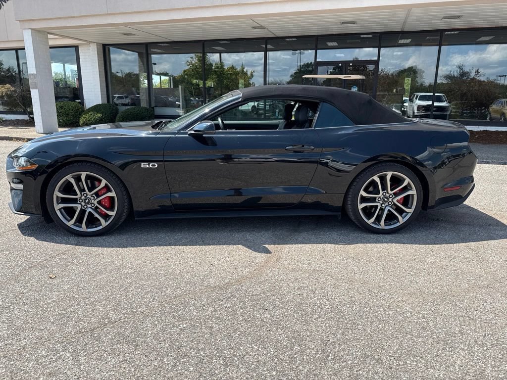 Used 2018 Ford Mustang GT Premium w/ Equipment Group 401A RWD image 7