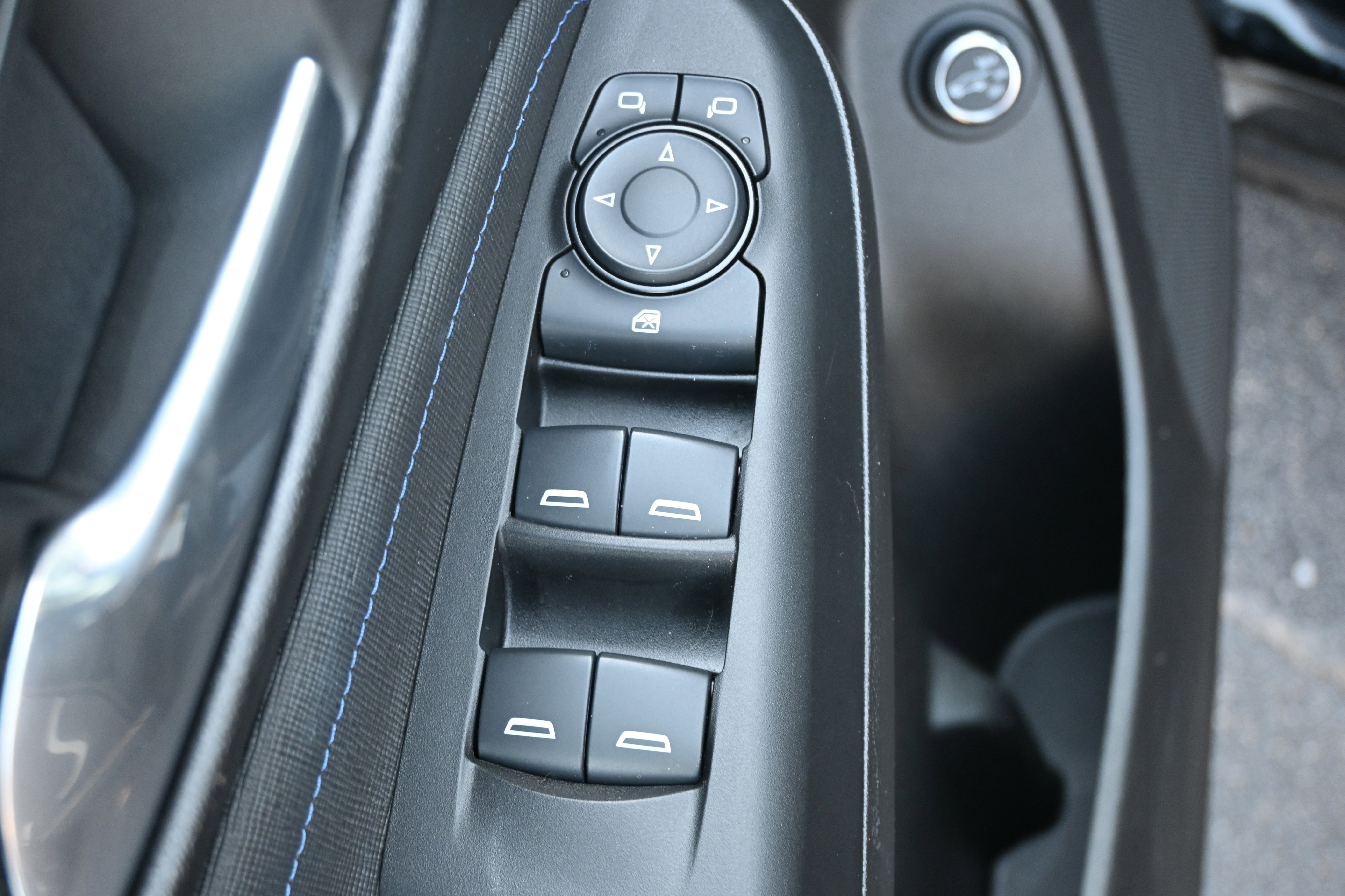 Used 2024 Buick Envista Sport Touring w/ Convenience I Package image 15