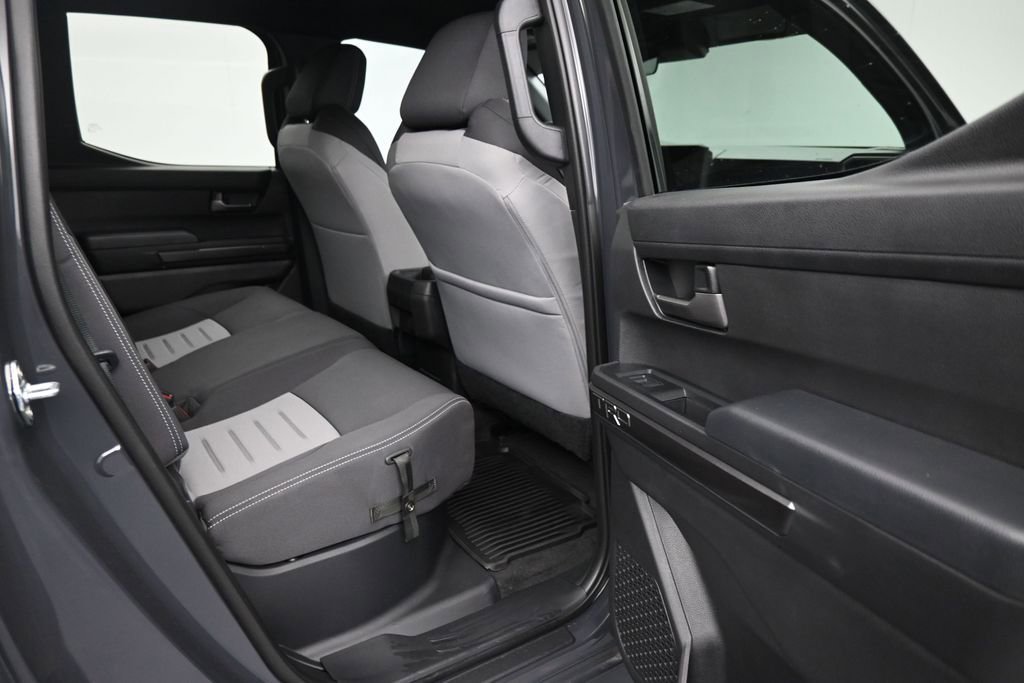 Used 2025 Toyota Tacoma TRD Off-Road AWD/4WD image 12