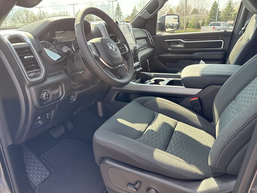 New 2026 RAM 1500 Big Horn AWD/4WD image 7