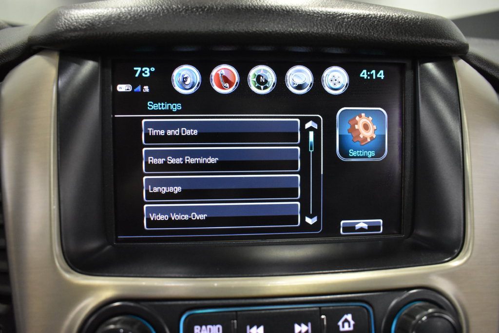 Used 2017 GMC Yukon XL Denali w/ Open Road Package AWD/4WD image 25