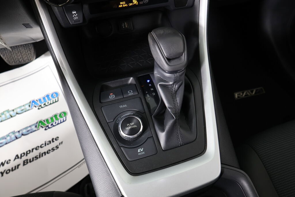 Used 2023 Toyota RAV4 LE image 36