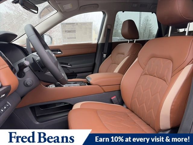 New 2026 Nissan Pathfinder Platinum w/ Cargo Package AWD/4WD image 10