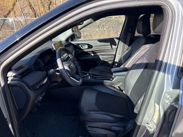 Used 2024 Jeep Compass Trailhawk image 45