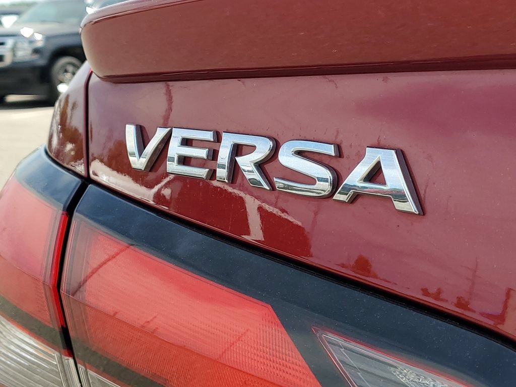 Used 2022 Nissan Versa SR w/ Convenience Package FWD image 6