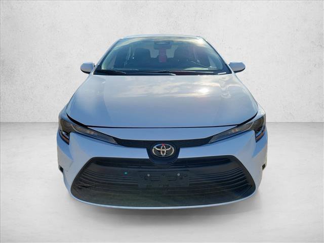 Used 2025 Toyota Corolla LE video 2