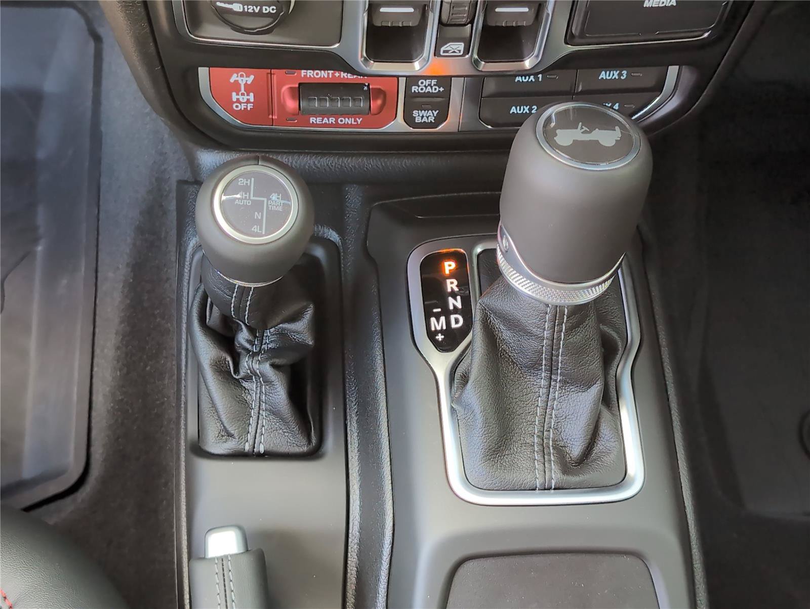 New 2026 Jeep Wrangler Unlimited Rubicon AWD/4WD image 24