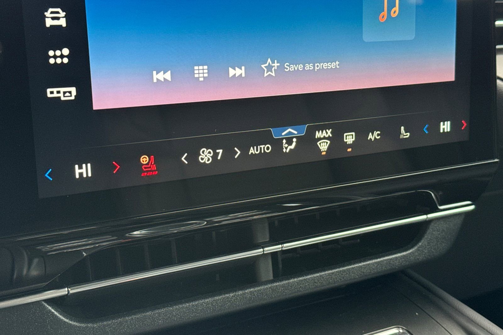 New 2026 Lincoln Nautilus Reserve image 18