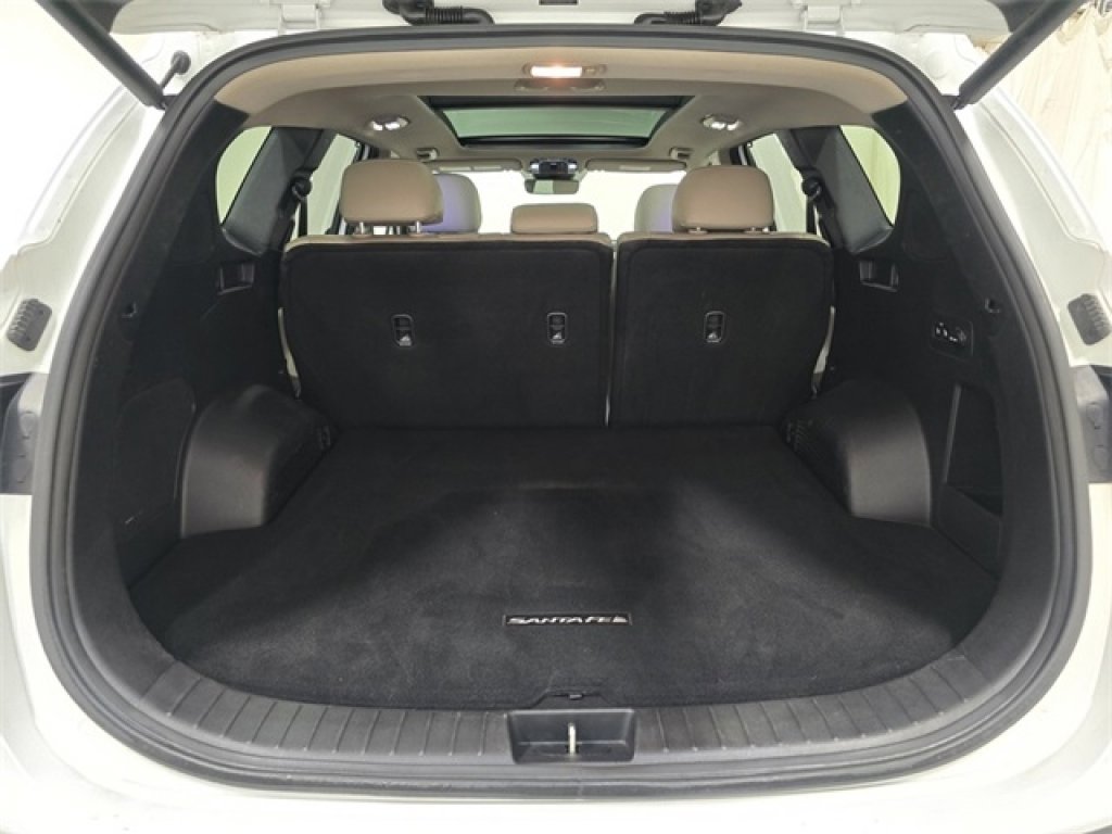 Used 2022 Hyundai Santa Fe SEL w/ Convenience + Premium Package image 19