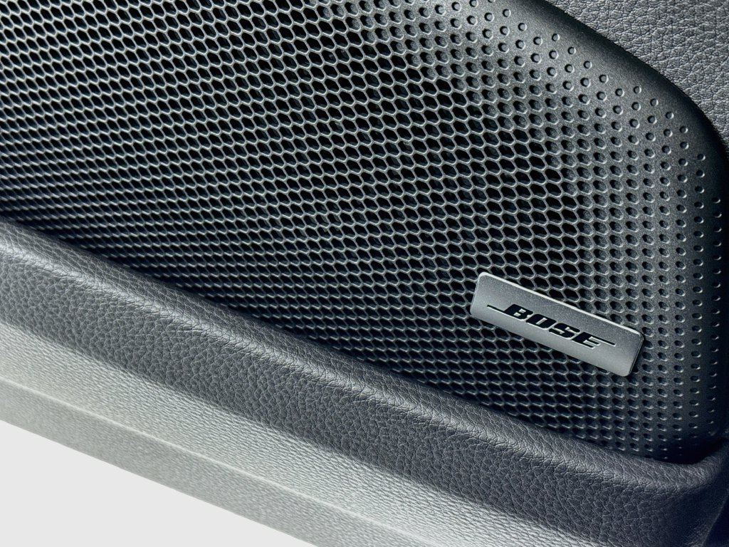 New 2026 Porsche Panamera RWD image 12