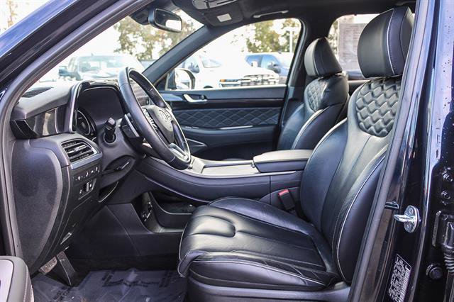 Used 2022 Hyundai Palisade Calligraphy image 17