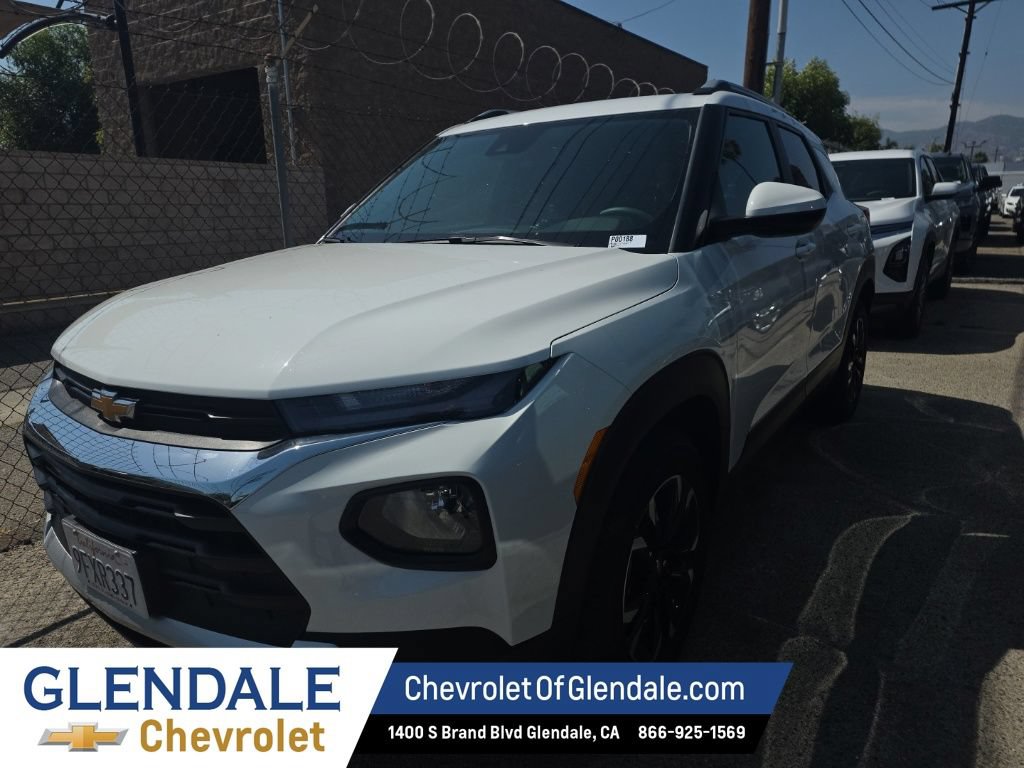 Certified 2023 Chevrolet TrailBlazer LT w/ Convenience Package FWD image 2