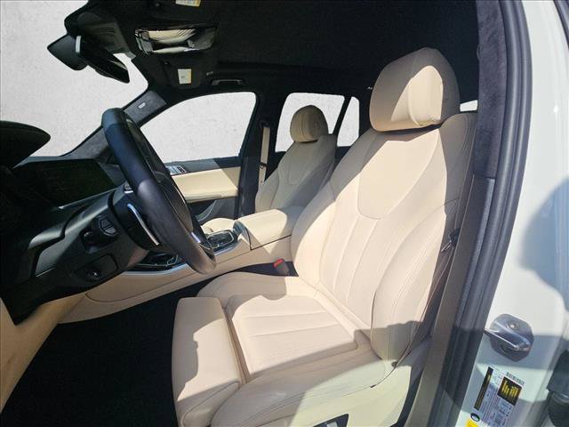 Used 2020 BMW X5 sDrive40i w/ Executive Package RWD image 16