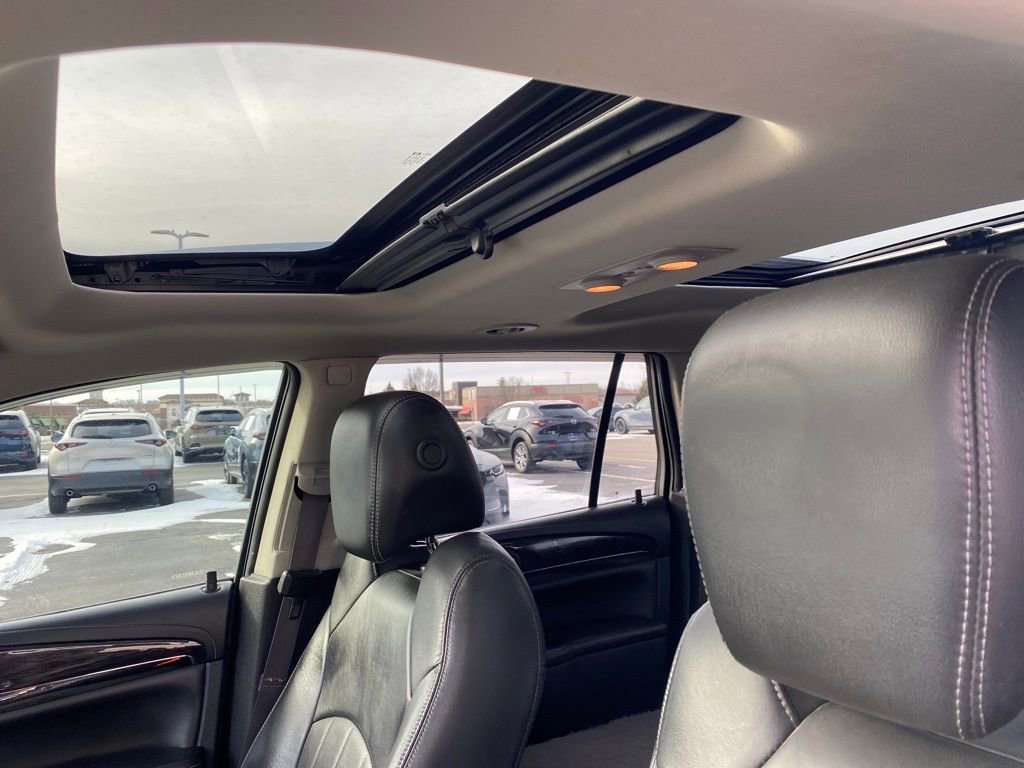 Used 2015 Buick Enclave Leather image 15