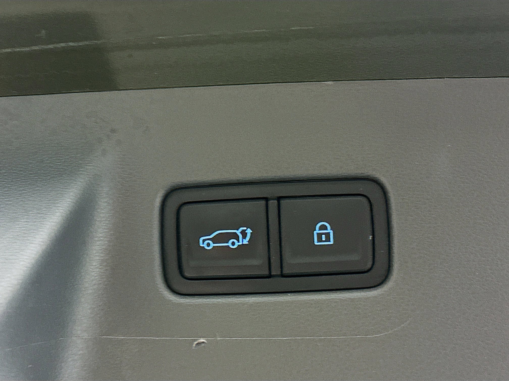 Used 2024 Hyundai Santa Fe Limited image 31