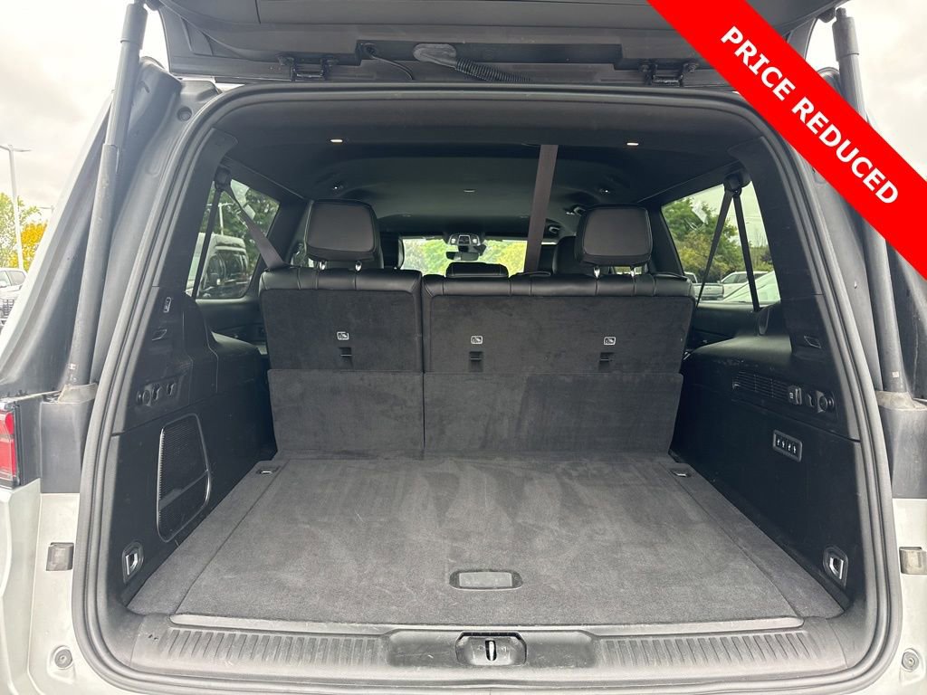 Used 2024 Jeep Wagoneer L Series III w/ Flexible Seating Group image 10