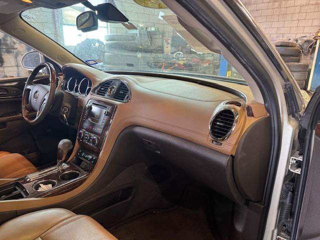 Used 2015 Buick Enclave Premium FWD image 35