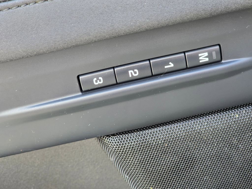 Used 2020 Land Rover Range Rover Evoque SE AWD/4WD image 23