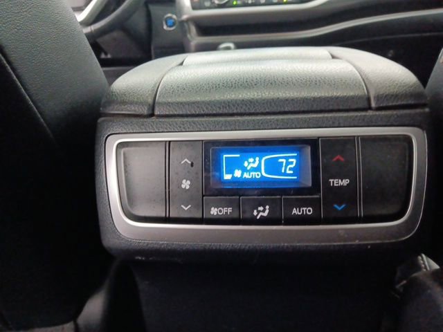 Used 2019 Toyota Highlander XLE image 31