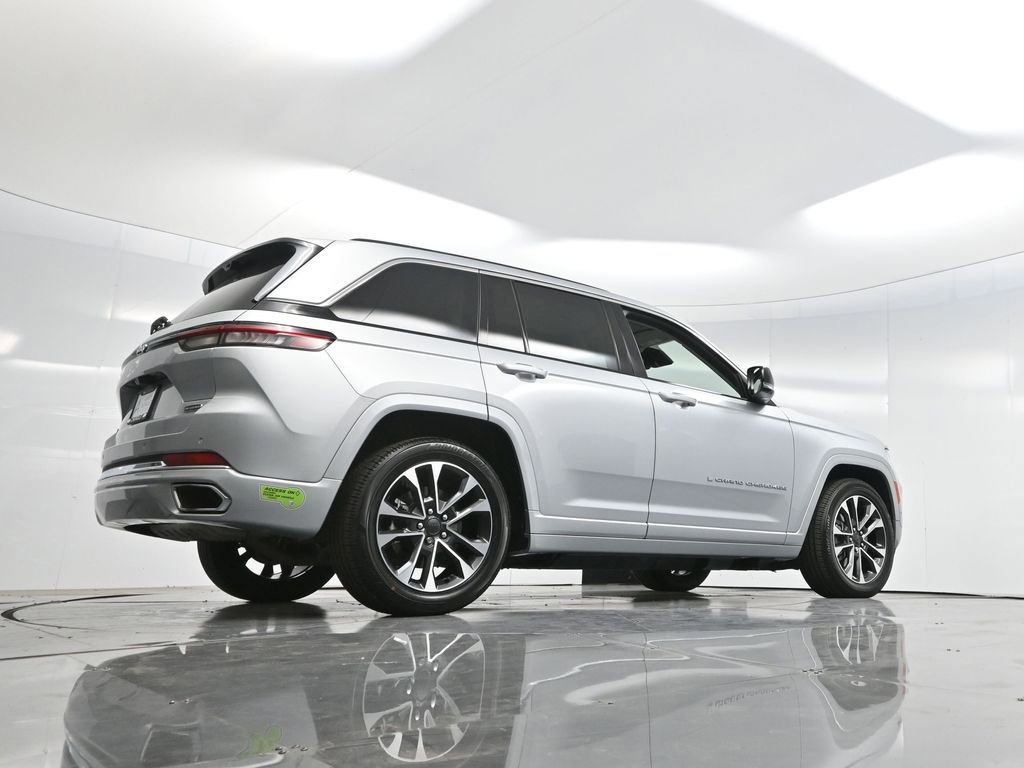 Used 2022 Jeep Grand Cherokee Overland w/ Advanced Protech Group III image 55