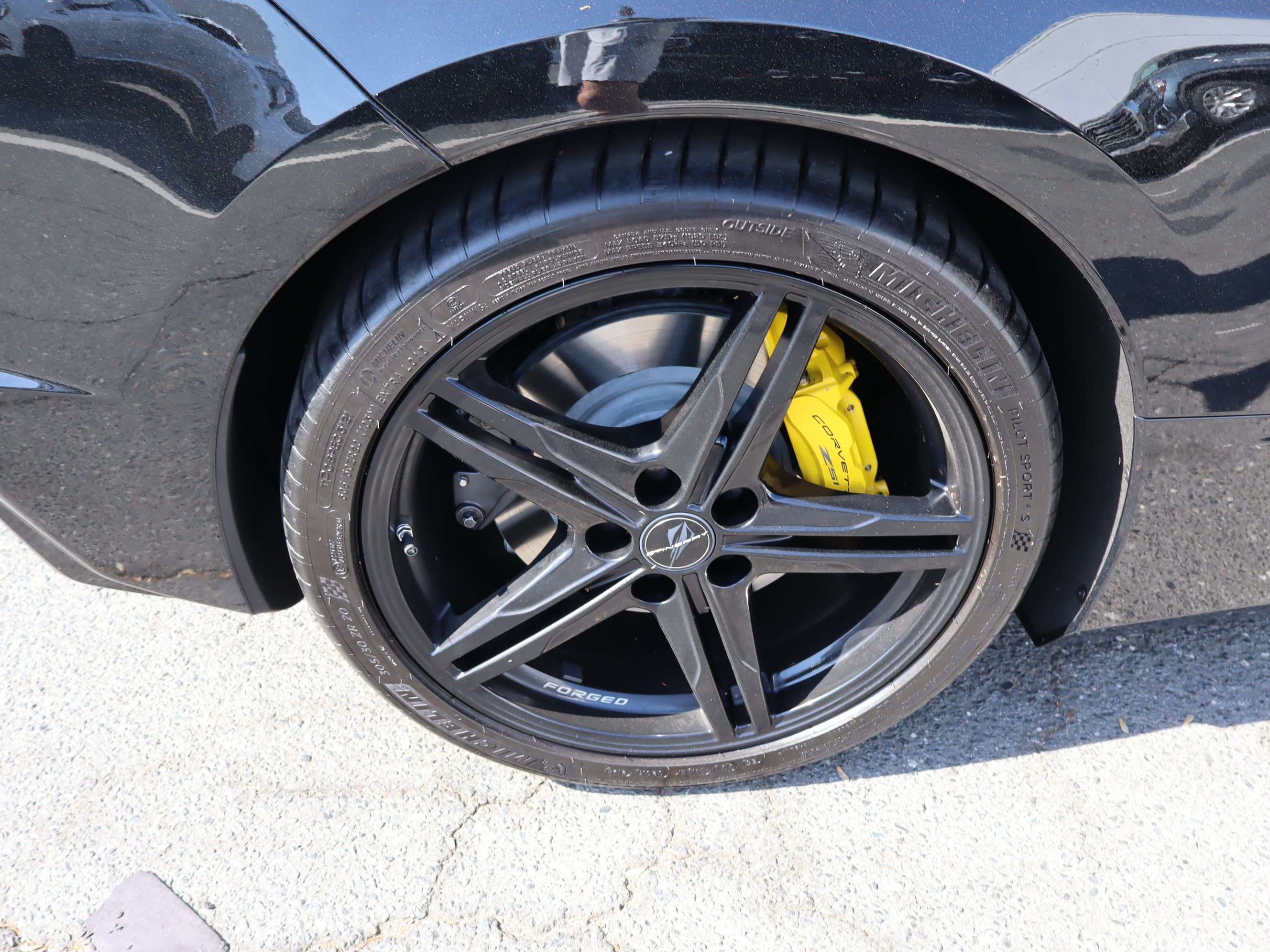 Used 2026 Chevrolet Corvette Stingray Preferred Cpe w/ Z51 Performance Package RWD image 35