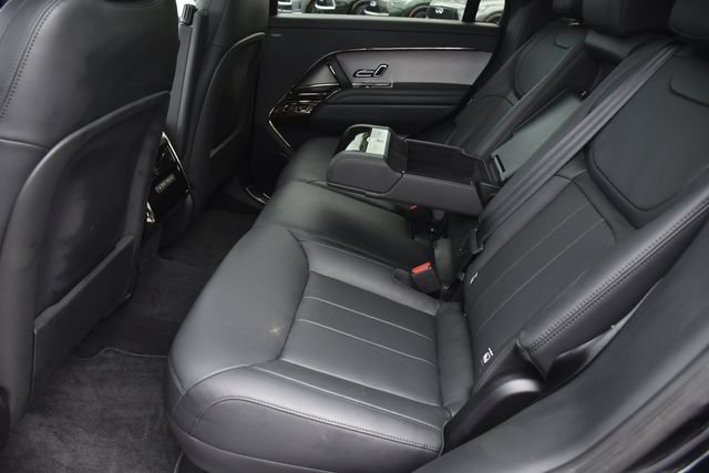 Used 2025 Land Rover Range Rover Sport SE AWD/4WD image 22
