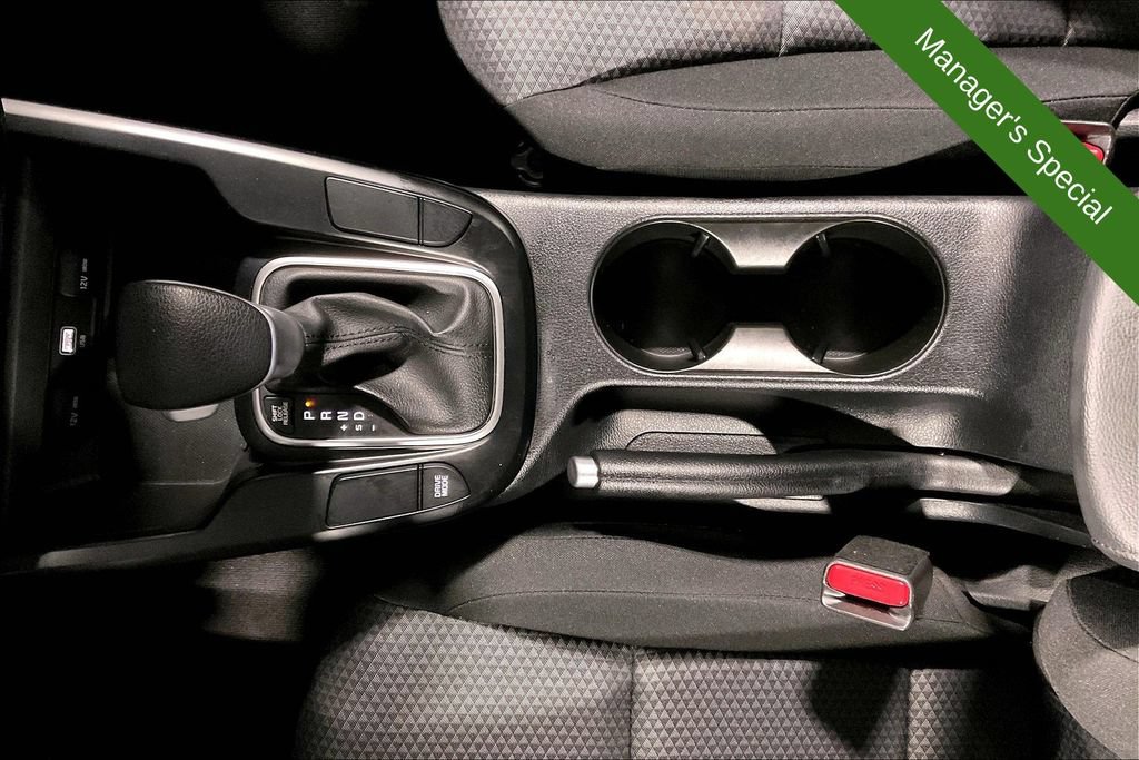 Used 2025 Kia Soul LX w/ LX Technology Package FWD image 17