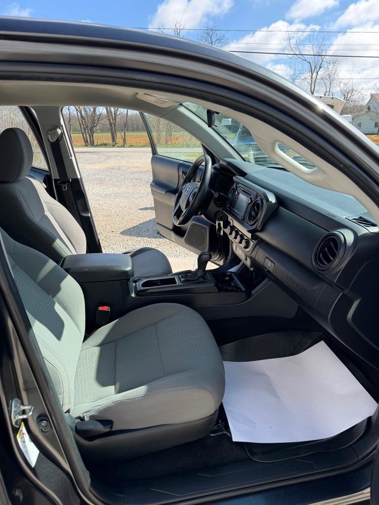 Used 2019 Toyota Tacoma SR w/ SR Convenience Package AWD/4WD image 13