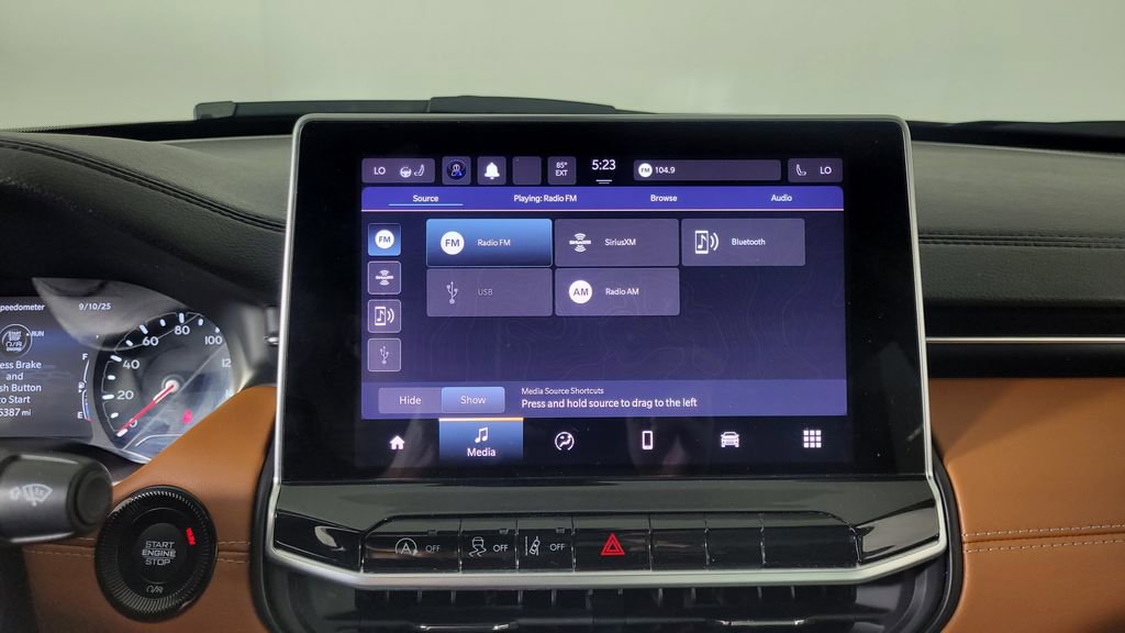 Used 2022 Jeep Compass Limited image 23