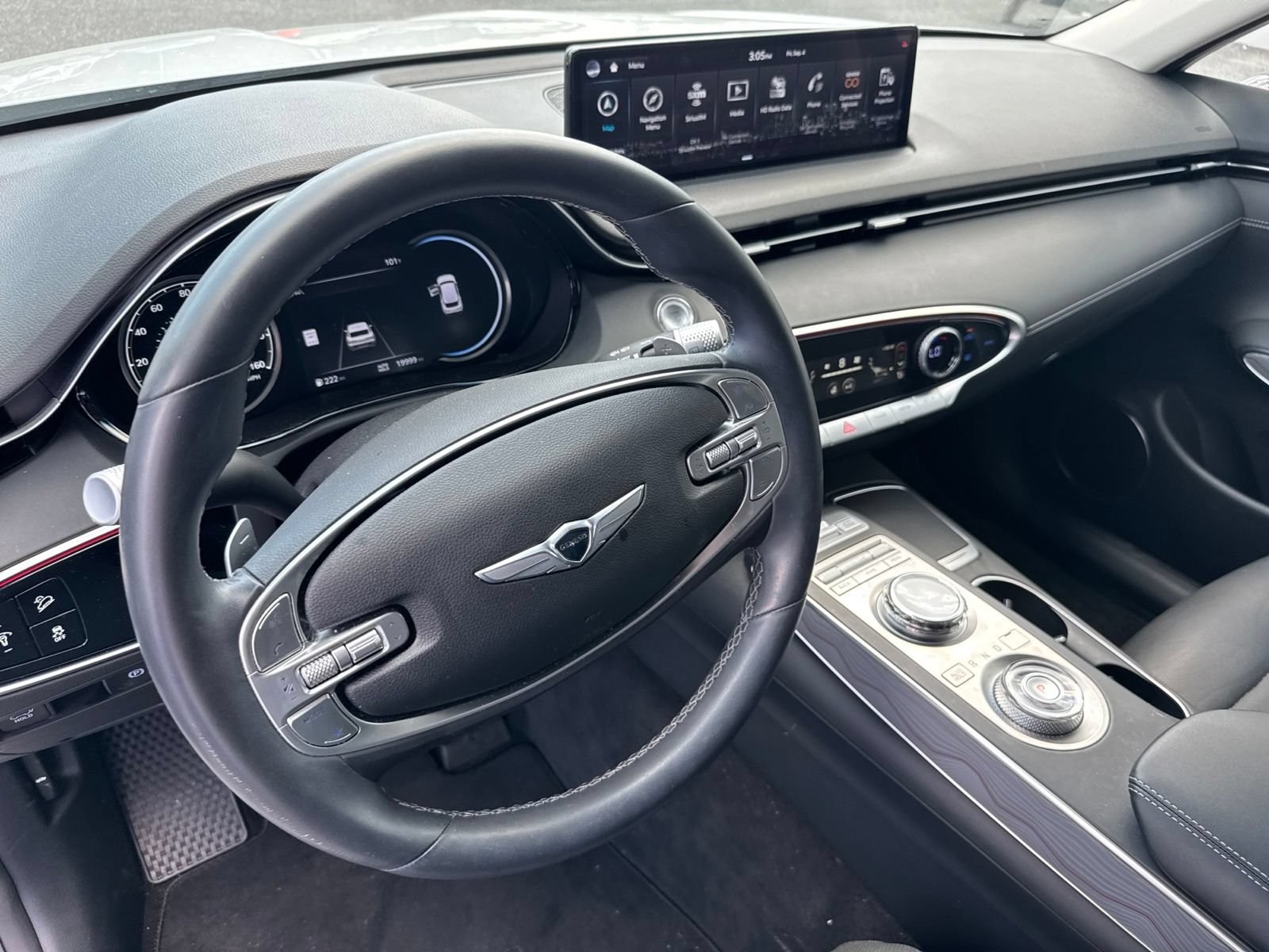 Used 2025 Genesis GV70 2.5T w/ Advanced Package AWD/4WD image 22