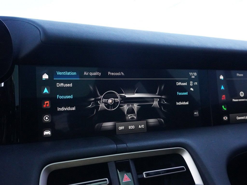 Used 2022 Porsche Taycan RWD image 57