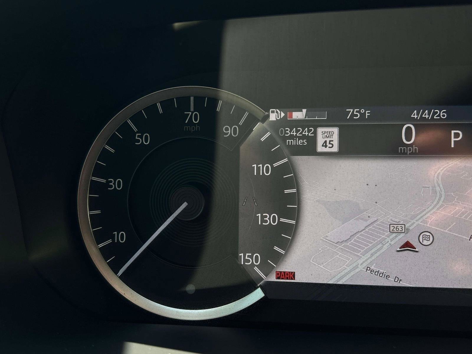 Used 2023 Land Rover Discovery S image 19