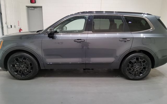 Used 2022 Kia Telluride SX w/ Nightfall Edition Package AWD/4WD image 5