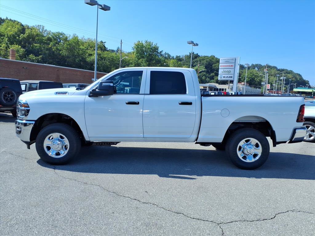 New 2026 RAM 2500 Tradesman w/ Chrome Appearance Group AWD/4WD image 7