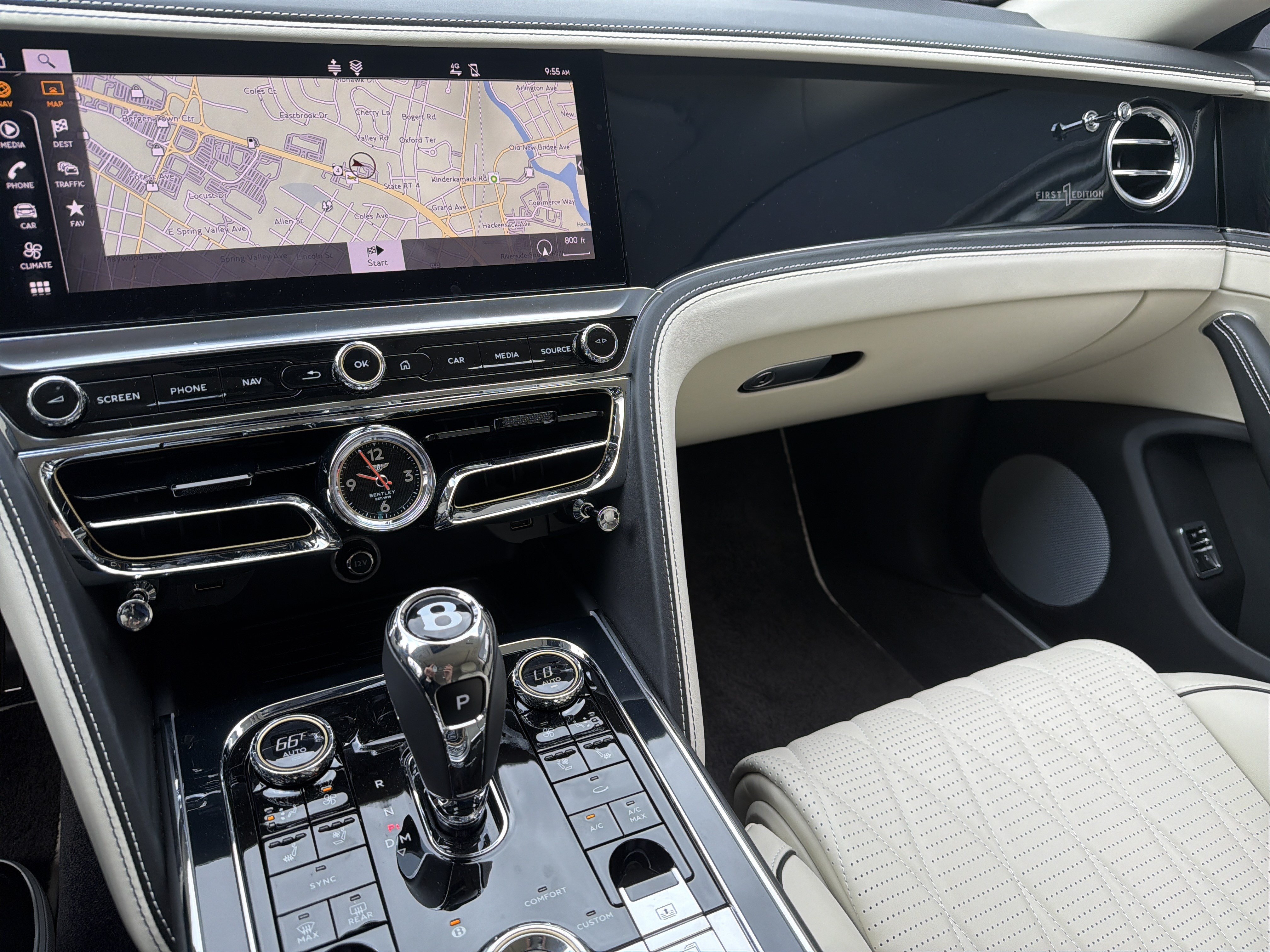 Used 2021 Bentley Flying Spur W12 AWD/4WD image 24