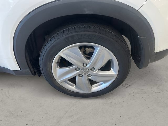 Used 2019 Honda HR-V EX image 14