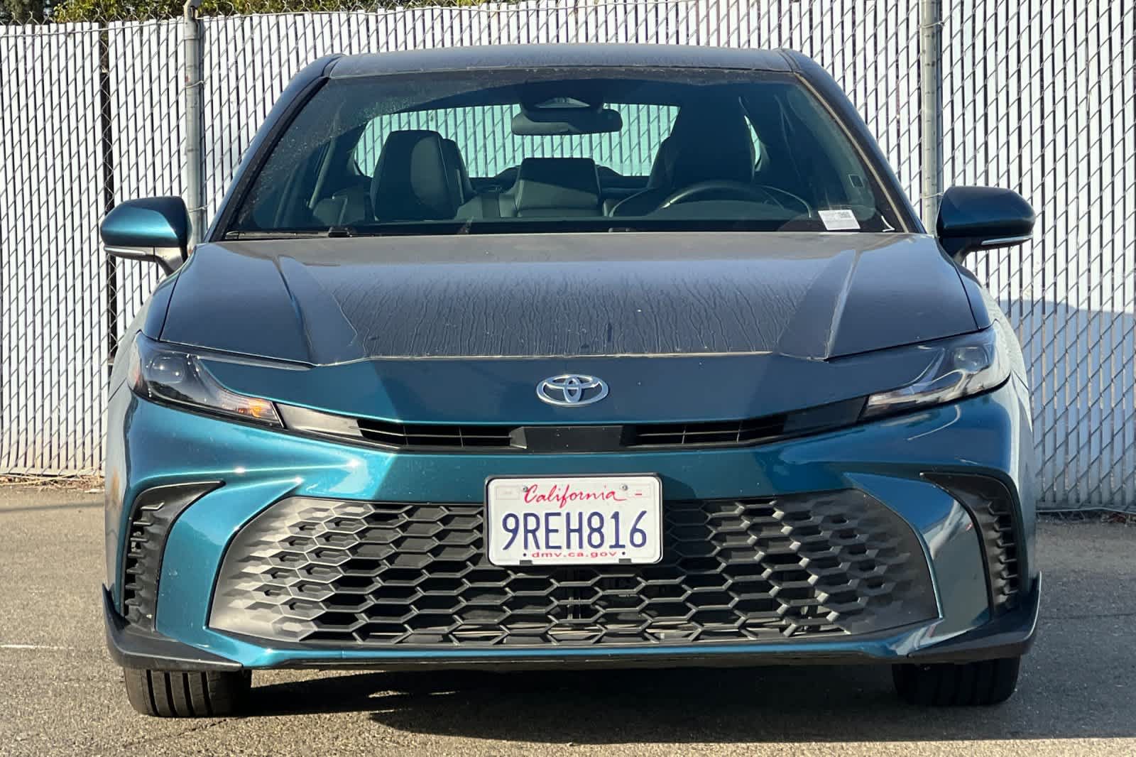 Used 2025 Toyota Camry SE FWD image 8