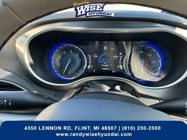 Used 2018 Chrysler Pacifica Limited FWD image 29