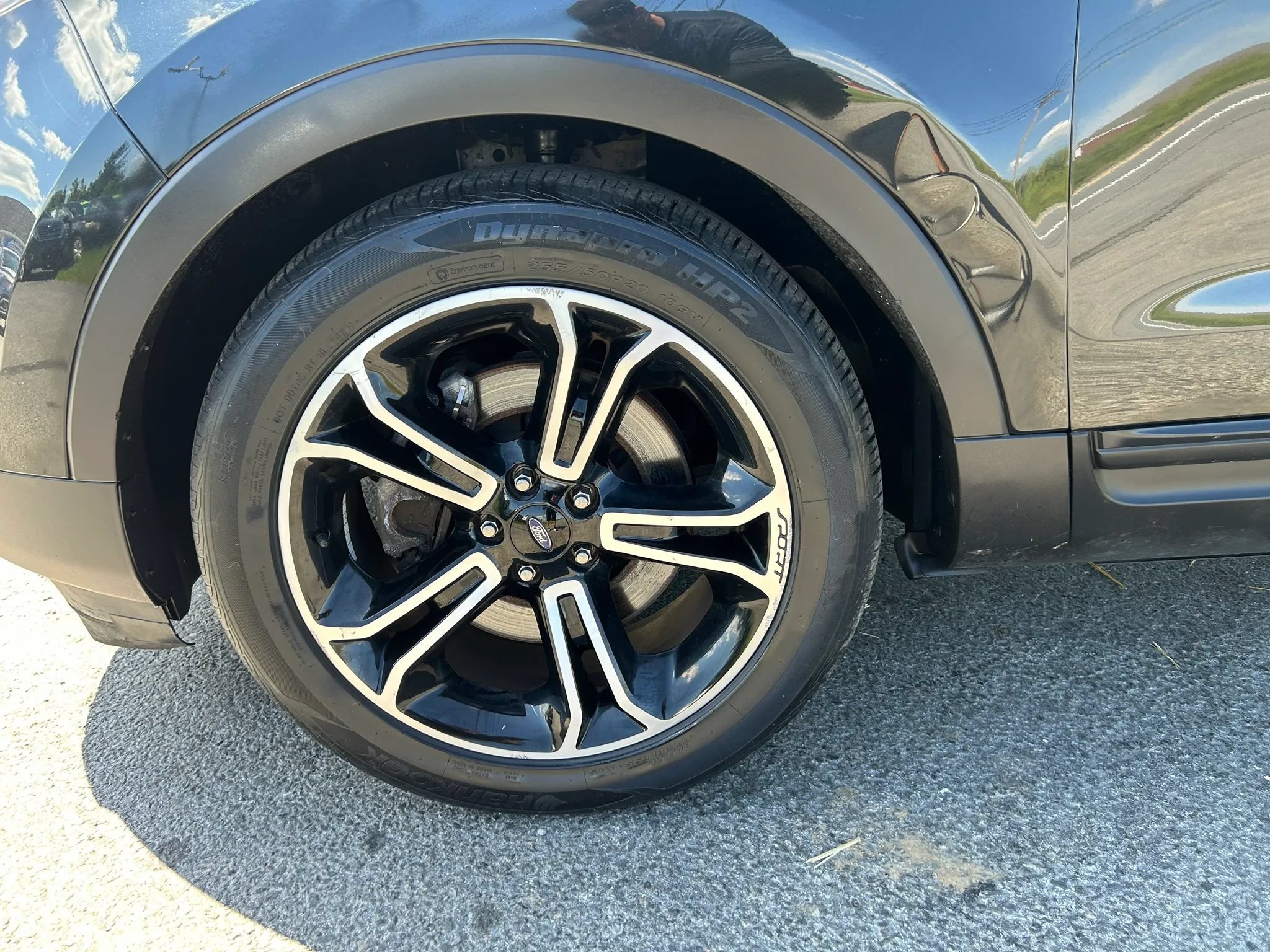 Used 2014 Ford Explorer Sport w/ Equipment Group 401A AWD/4WD image 19