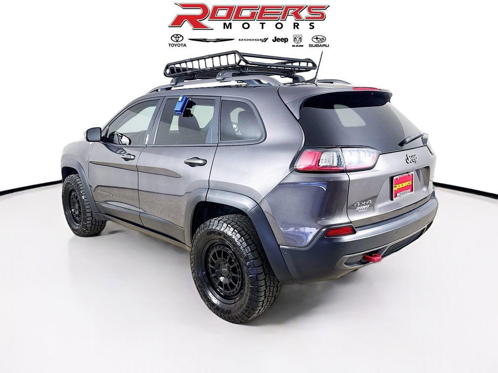 Used 2019 Jeep Cherokee Trailhawk AWD/4WD image 6