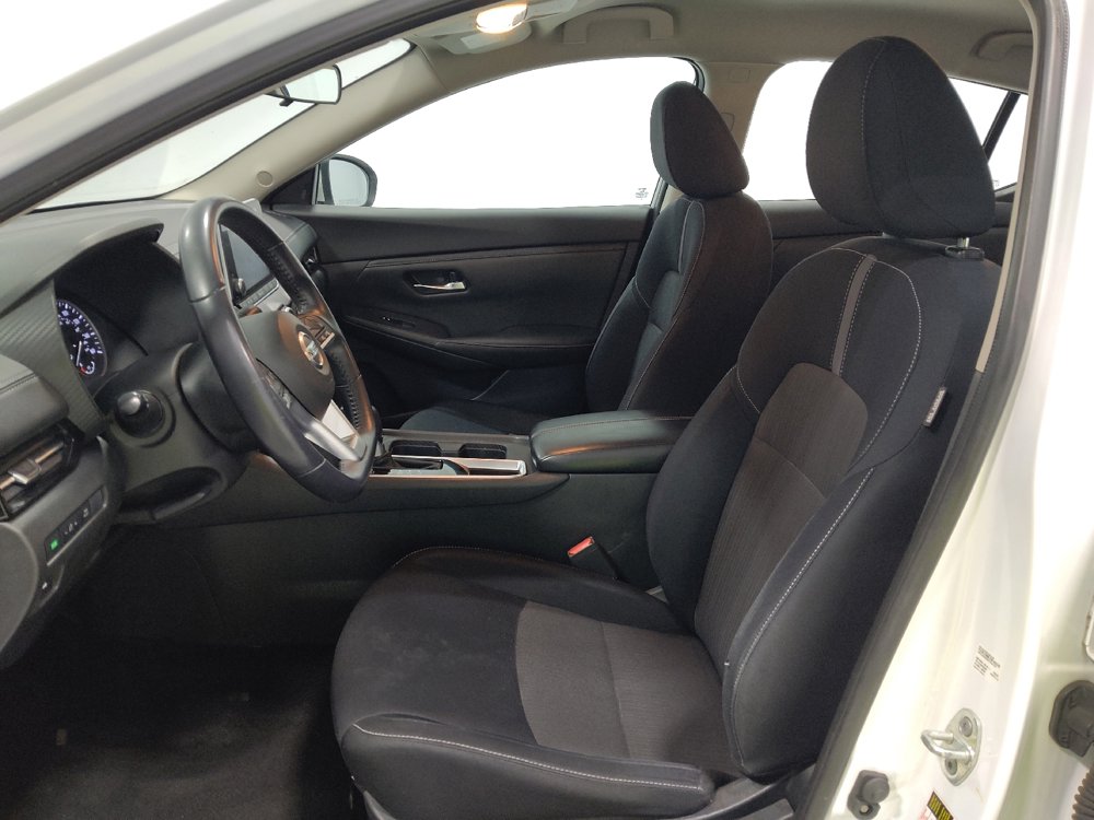 Used 2020 Nissan Sentra SV image 17