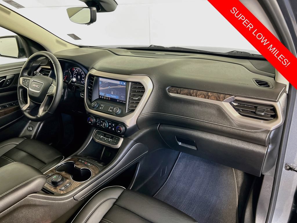 Used 2021 GMC Acadia Denali w/ Denali Ultimate Package AWD/4WD image 32