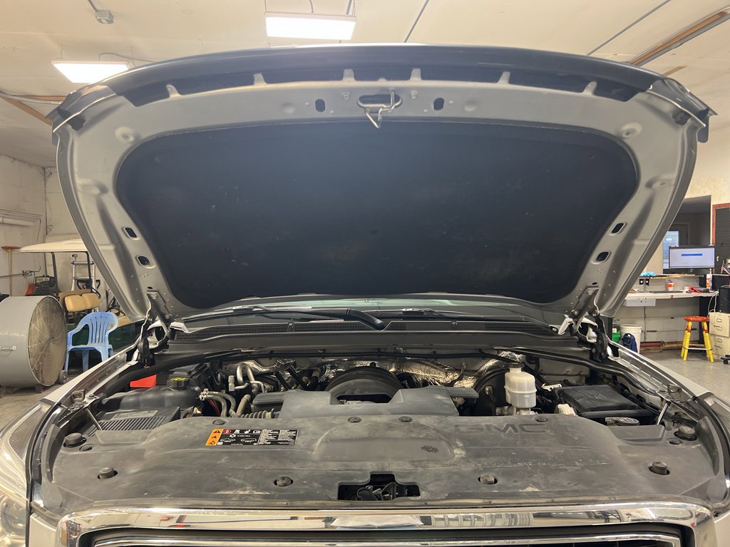 Certified 2018 GMC Yukon SLT w/ Open Road Package image 36