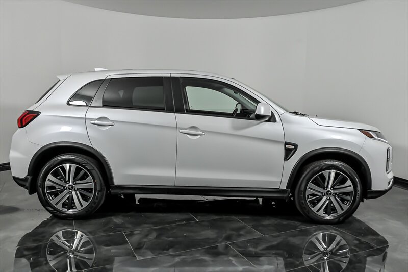 Used 2022 Mitsubishi Outlander Sport ES AWD/4WD image 10