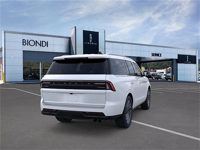 New 2025 Lincoln Navigator Reserve image 8