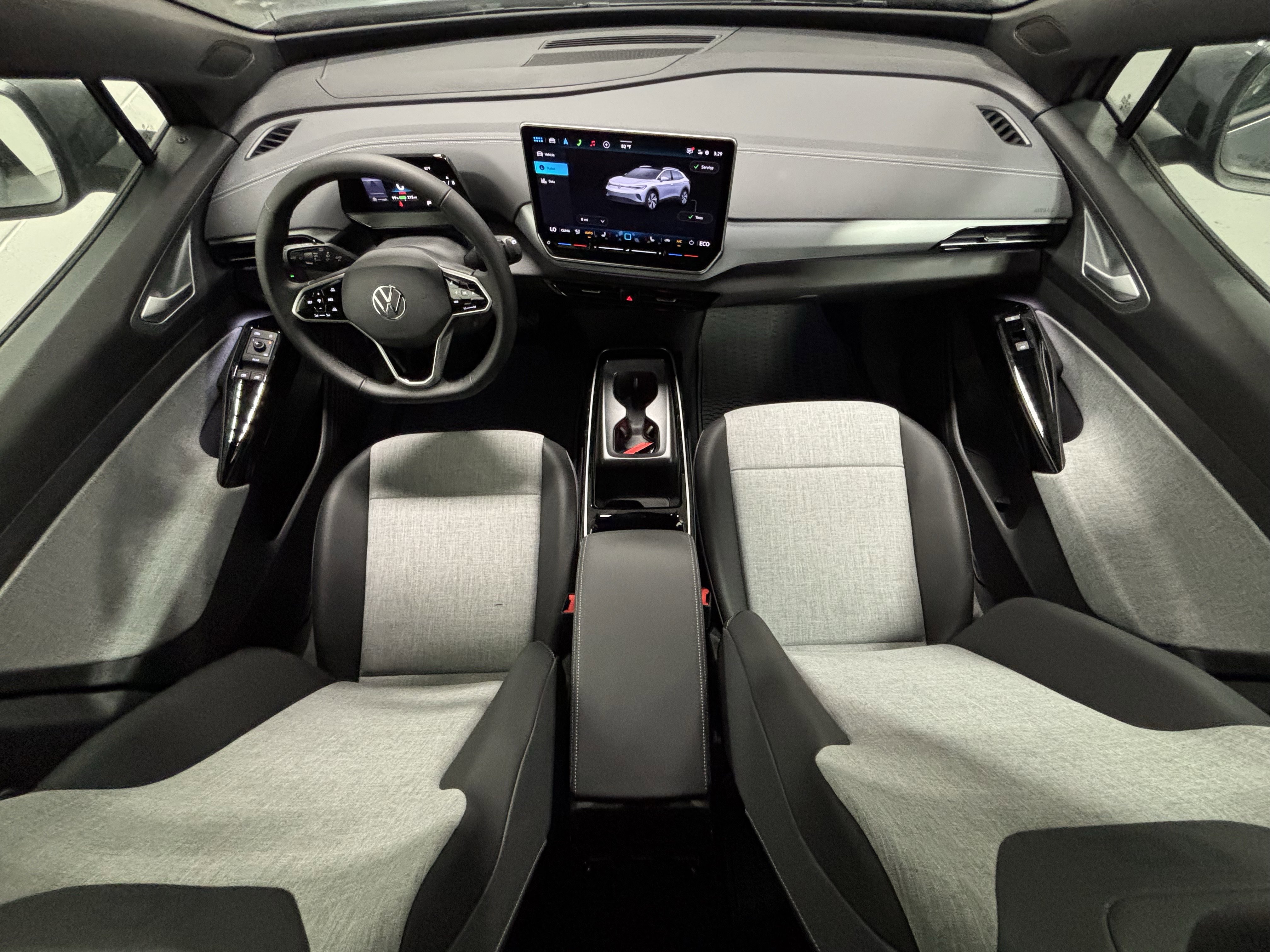 New 2025 Volkswagen ID.4 Pro image 18